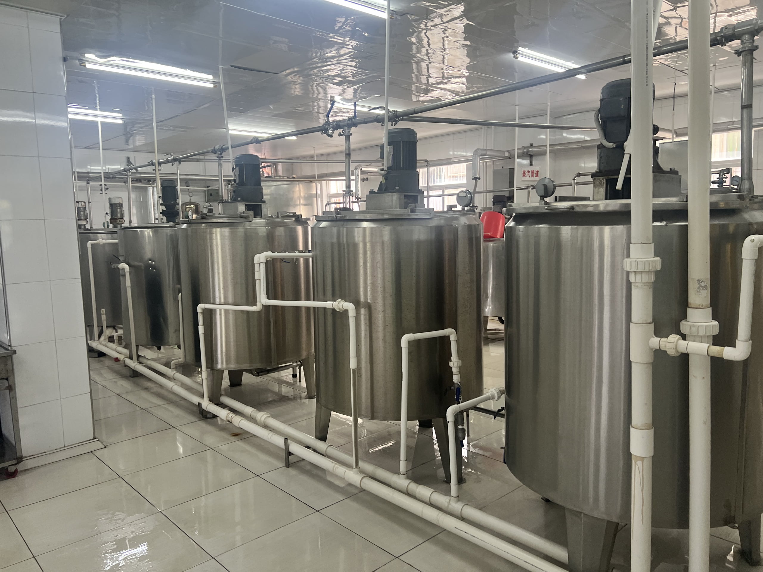 Cooking and mixing equipment for ice pop liquid preparation