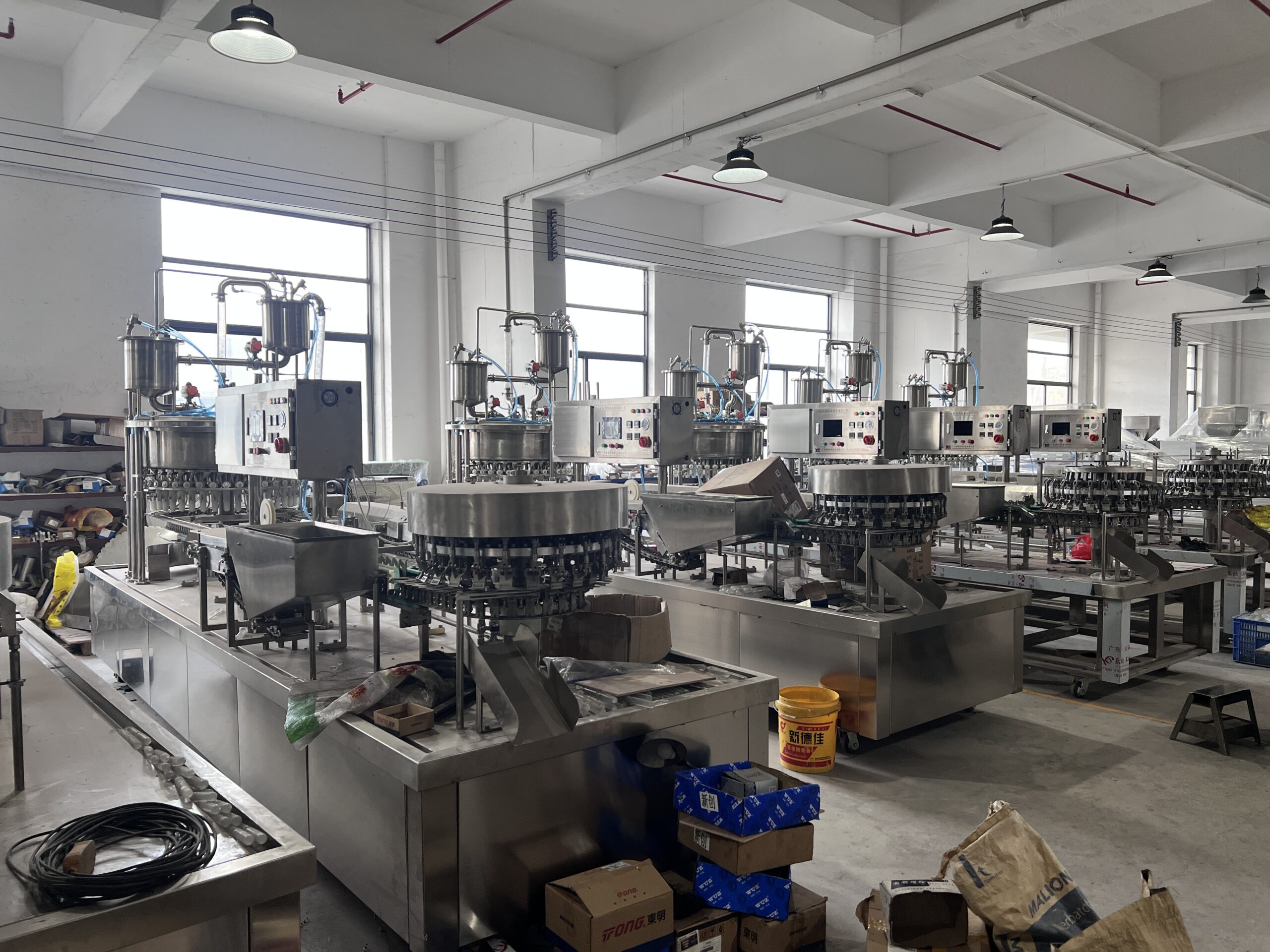 Core equipment for an ice lolly business