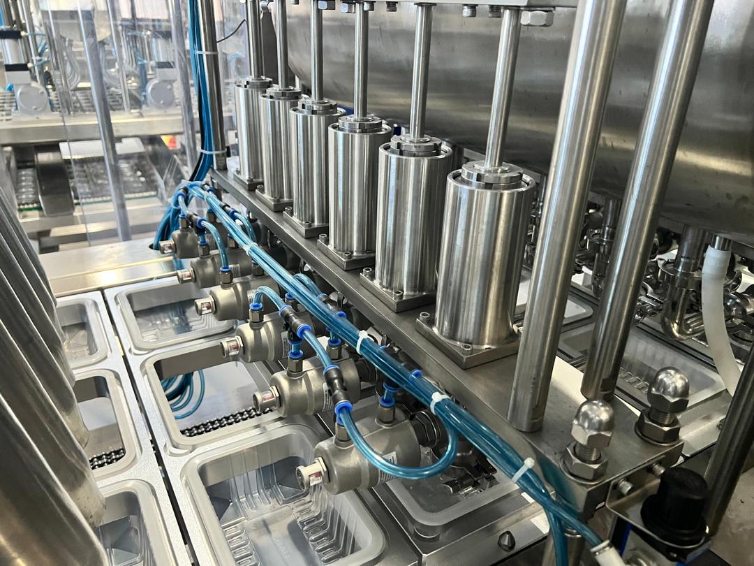 piston and valve section close-up