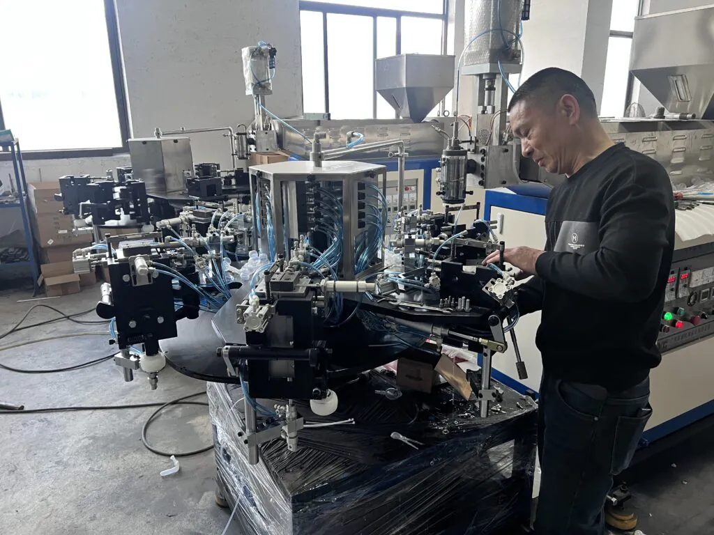 Ice Pop/Ice Lolly Filling and Sealing Machines
