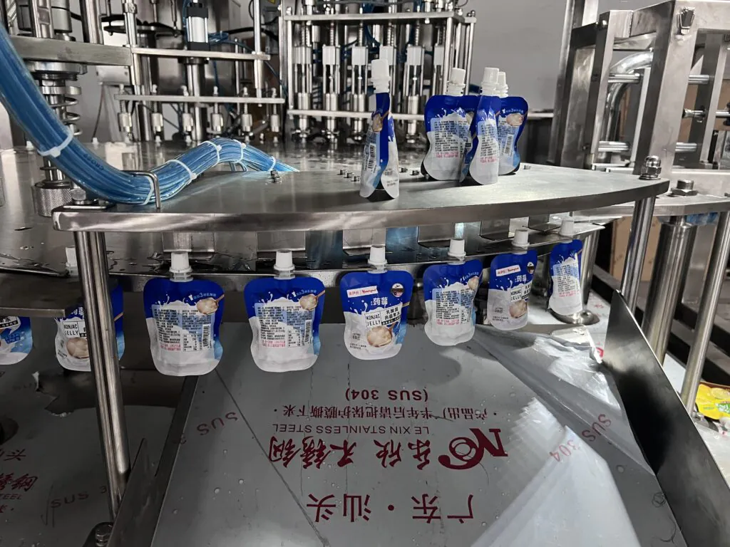Packaging machine with fruit jelly pouches