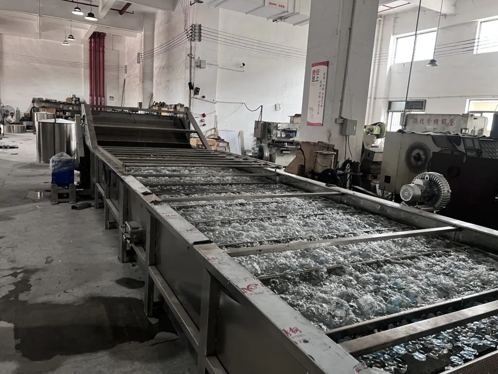 Pasteurization line for ice lolly tubes